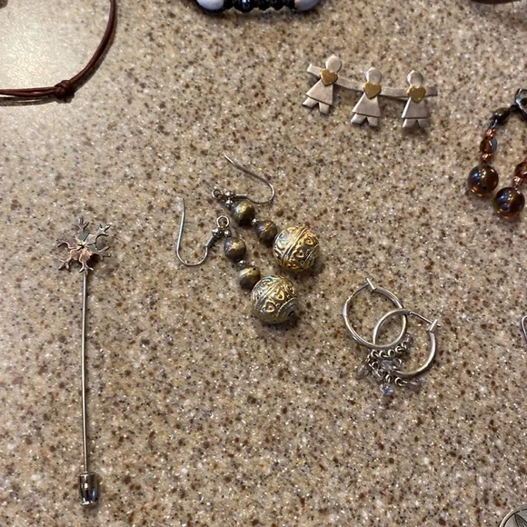 MAKE ME AN OFFER!! - Picture 8 of 8